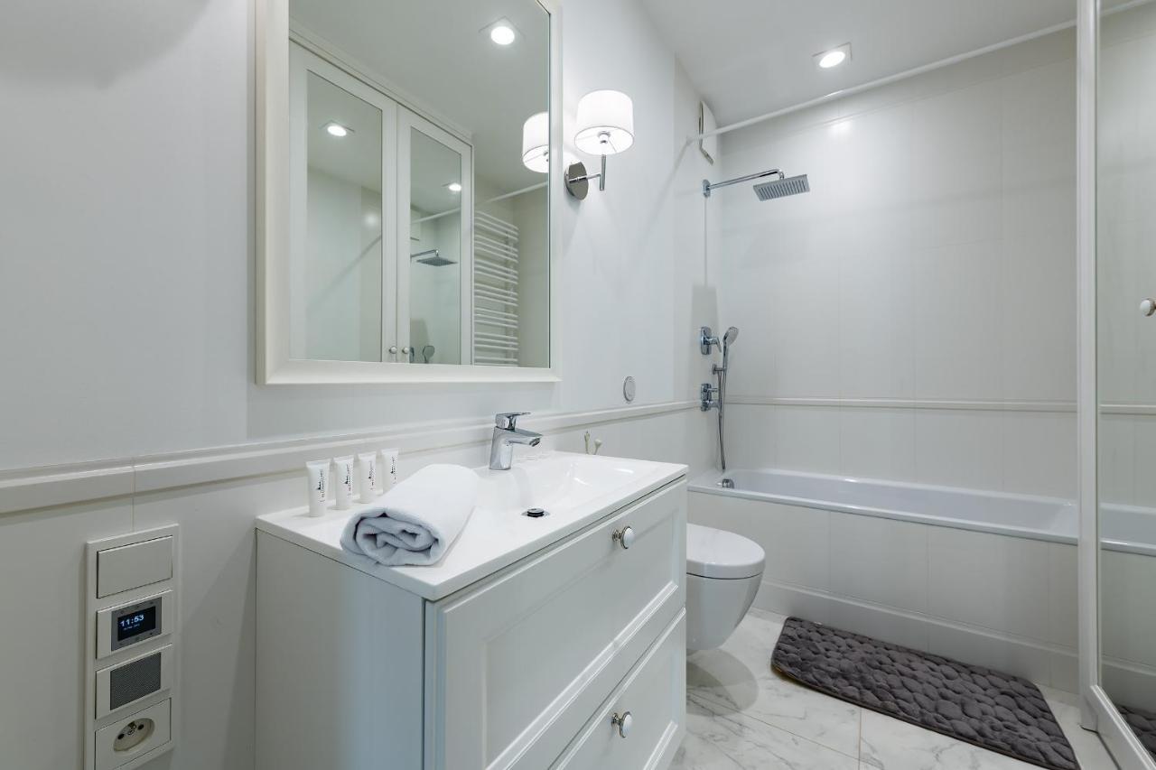 P&O Apartments Aleja Krakowska Varşova Dış mekan fotoğraf