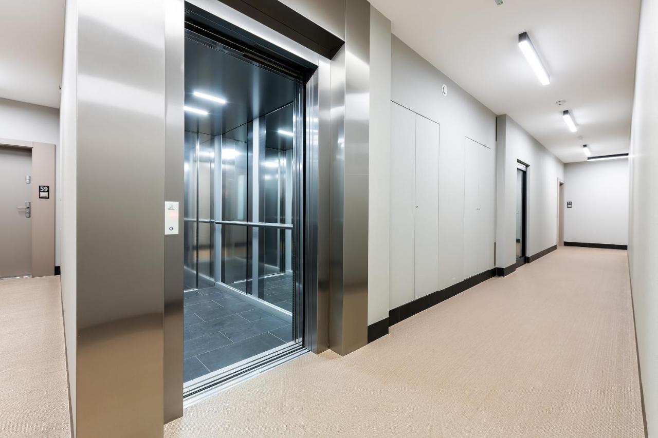 P&O Apartments Aleja Krakowska Varşova Dış mekan fotoğraf